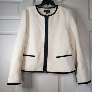 Talbots white and black blazer nwot
